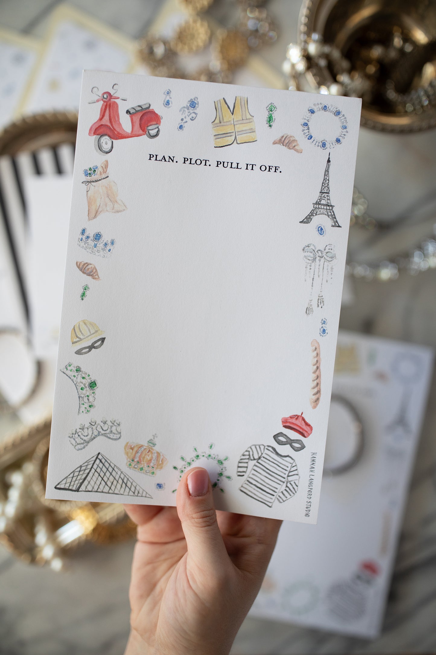 Louvre Heist Notepad